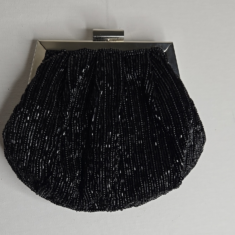 La Regale Elegant Black Beaded Clutch With Silver toned Chain